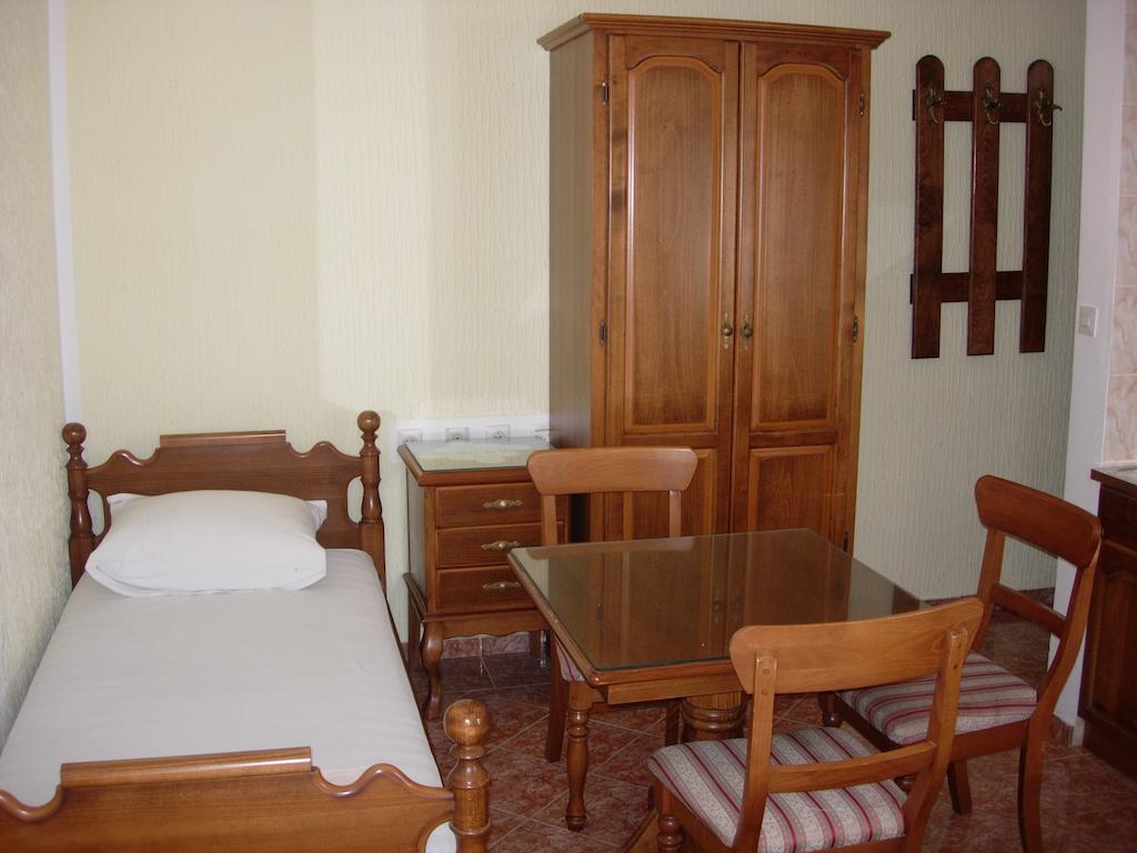 Rooms & Apartments Anka Бар Номер фото